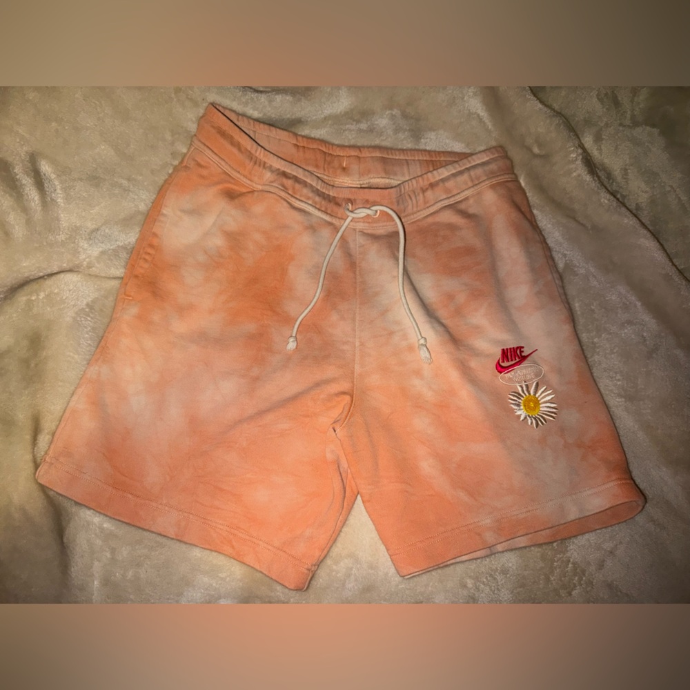 Nike Men’s Fleece Shorts Beaverton Love Daisy Embroidery Pockets Tie Dye M